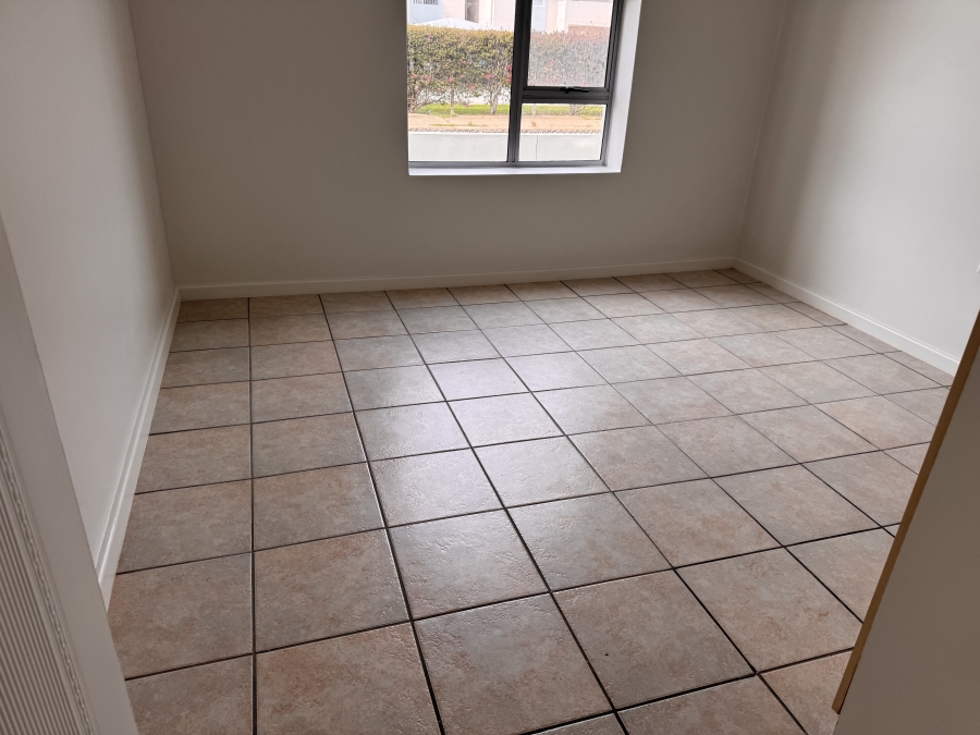 2 Bedroom Property for Sale in Hartenbos Central Western Cape